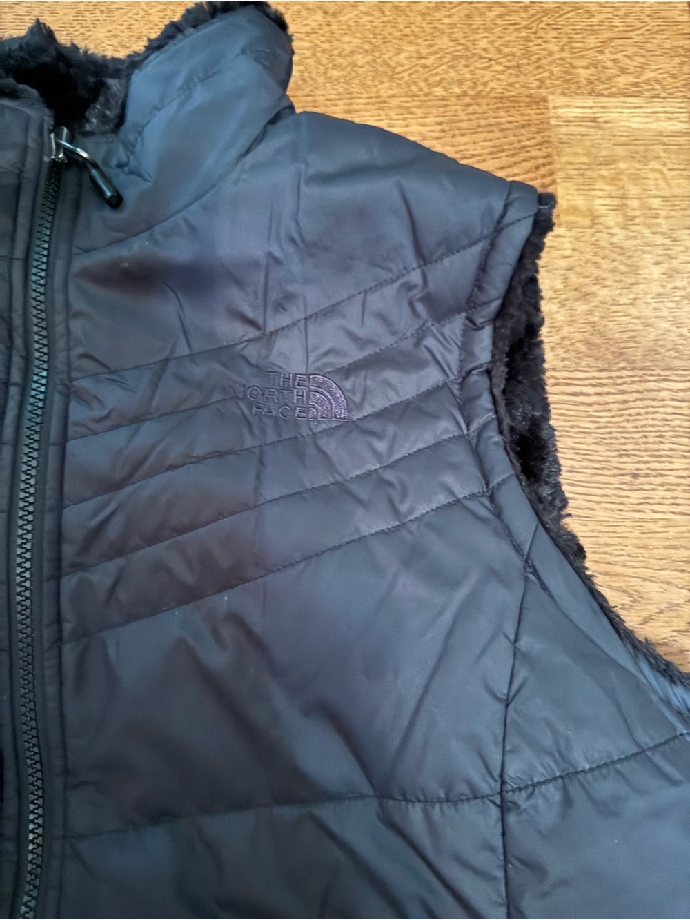 The North Face Women's Black Quilted Faux-Fur Trim Vest